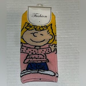 Sally Charlie Brown Novelty Socks Womens 4-10